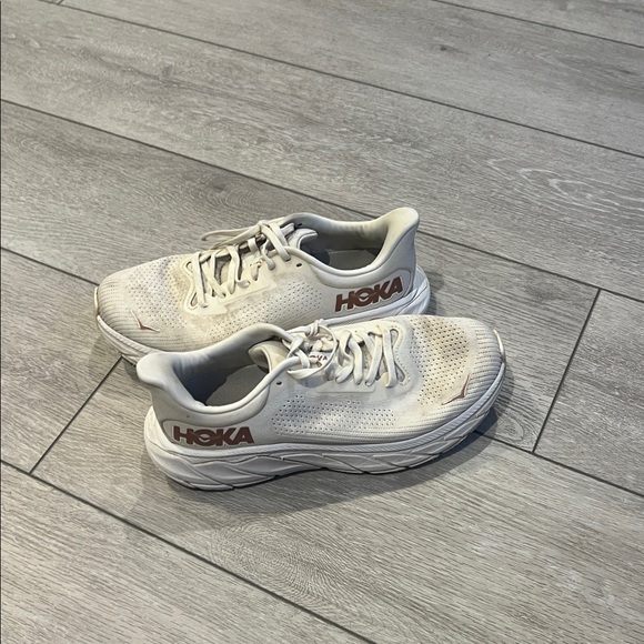 Hoka one one Women's cream Beige Athletic Shoes size 6.5 - Picture 2 of 8